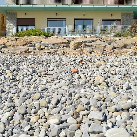 Riva Mare Apartment Riva Ligure Exterior foto